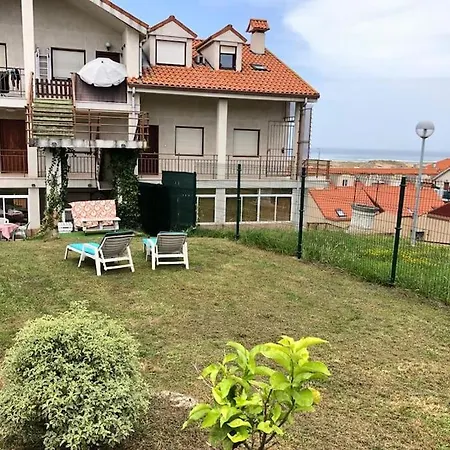 Magnifico Bajo Con Jardin Al Lado De La Playa Apartment *